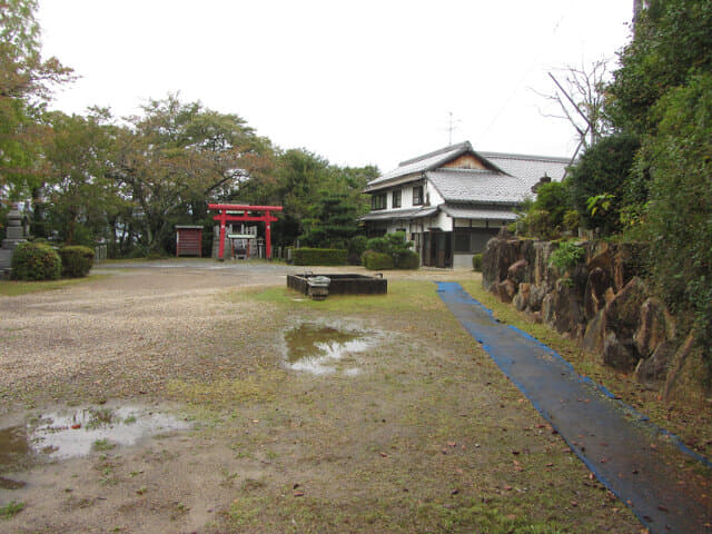 犬山善光寺山公園 信徒會館