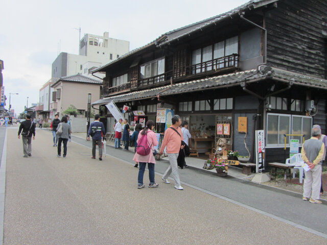 犬山城下町．本町通老街