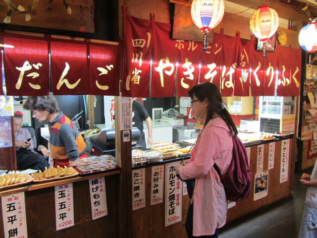 犬山城下町．本町通老街 昭和橫丁