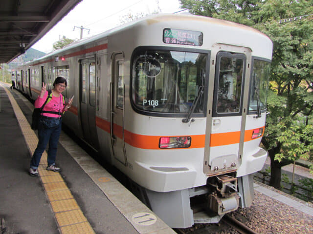 岐阜縣．下呂駅月台