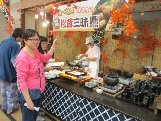 下呂彩朝樂別館餐廳自助晚餐