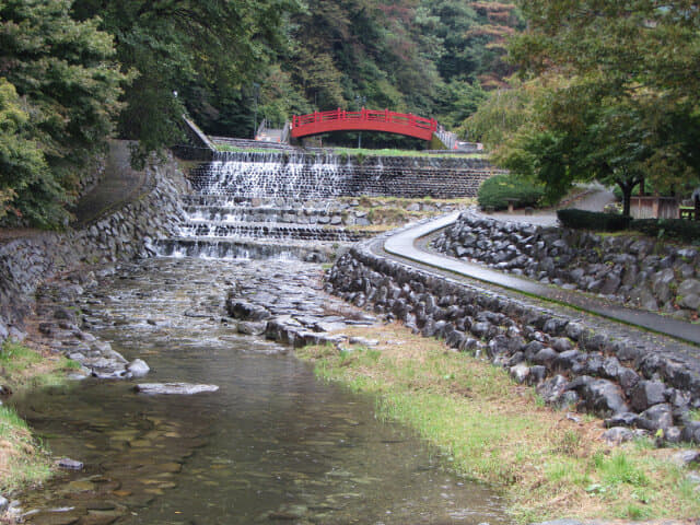 下呂雨情公園