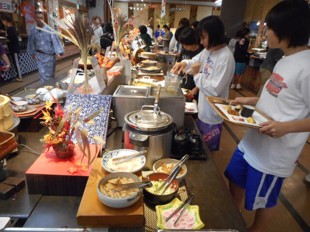 下呂彩朝樂別館餐廳自助晚餐