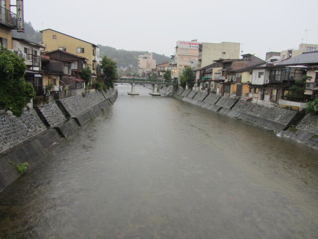 高山市．官川