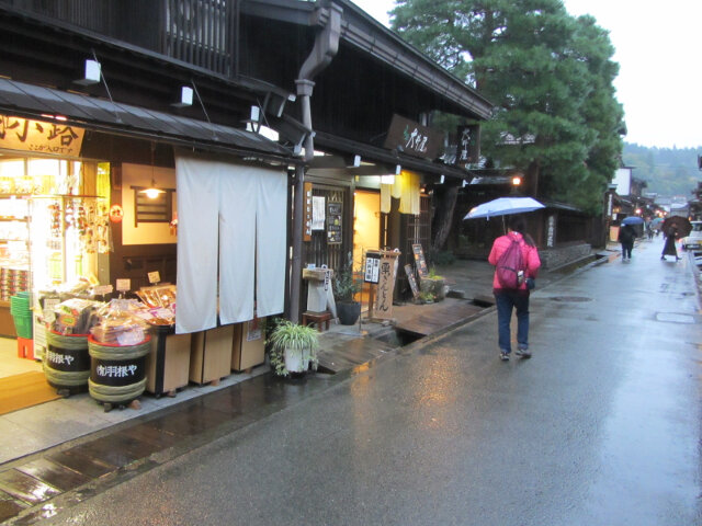 高山市 古い町並み．三之町