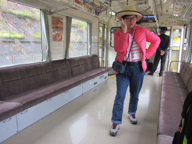 富山縣．猪谷駅乘普通列車往富山市