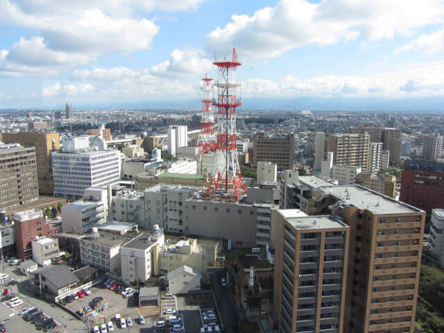 富山市役所展望塔 眺望富山市、立山連峰