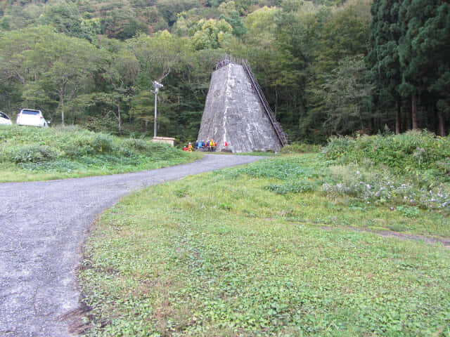 立山 材木坂コース 登山道