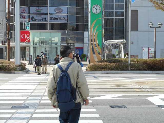 富山縣．富山駅大樓南口