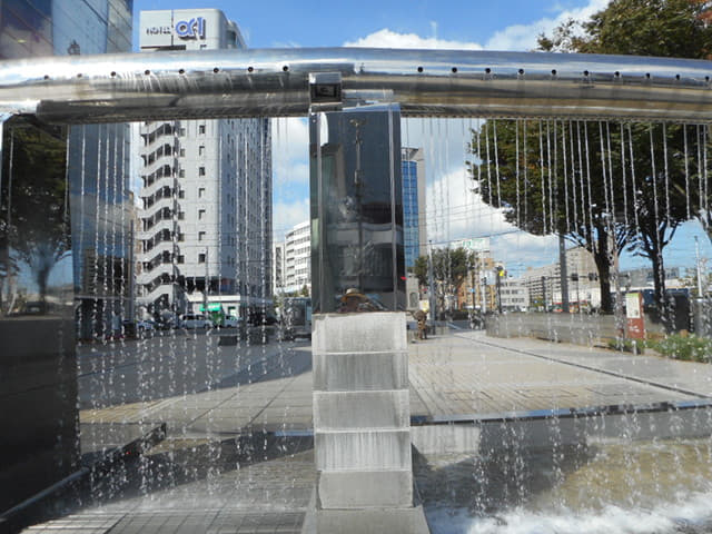 富山縣．富山駅南口前廣場