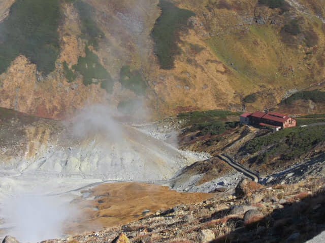 立山室堂．地獄谷 ロッジ立山連峰旅館