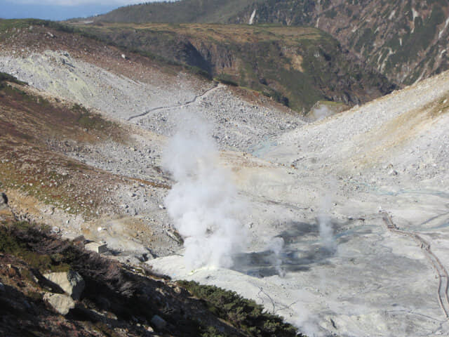 立山室堂．地獄谷