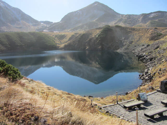 立山室堂 みくりが池 (御庫裏池)