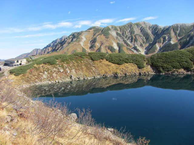 立山室堂 みくりが池 (御庫裏池)