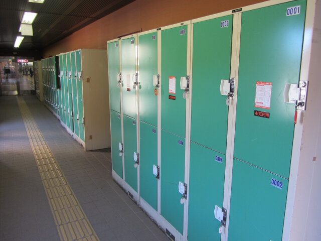 立山室堂駅置物箱 Lockers