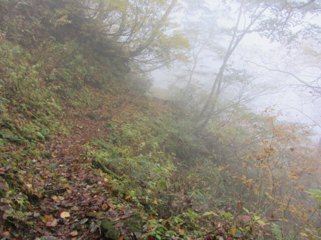 立山八郎坂崎嶇險峻山路