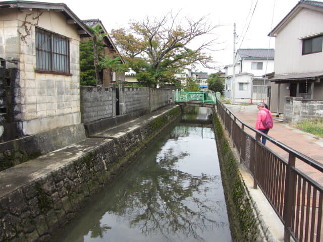 黒部市生地 背戶川