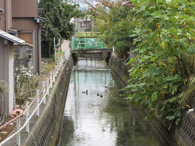 黒部市生地 背戶川