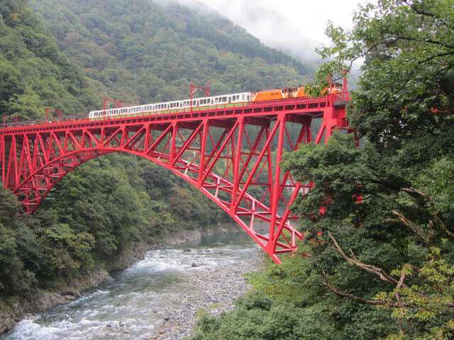 黑部峽谷 新山彥橋