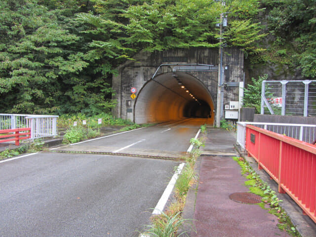 黑部峽谷．湖面橋