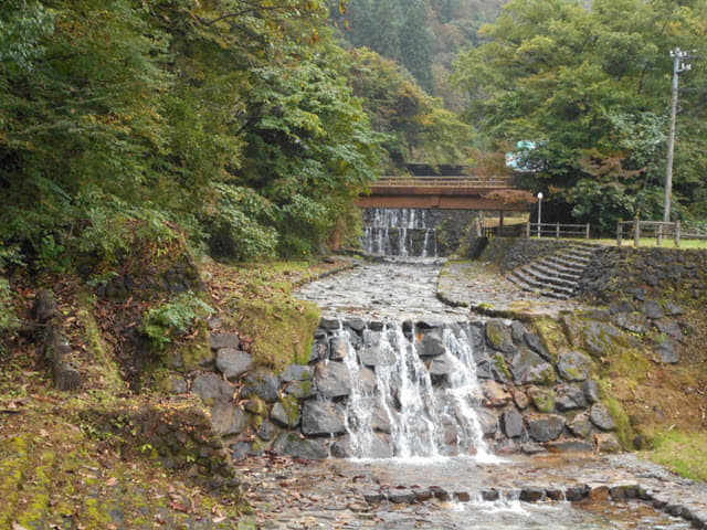 宇奈月溫泉公園