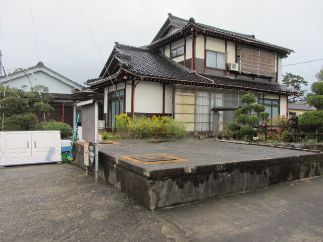 高岡市．雨晴駅步行往雨晴海岸