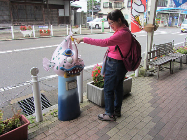 冰見市 潮風通り商店街(漫畫街道)