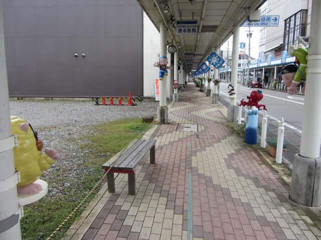 冰見市 潮風通り商店街(漫畫街道)