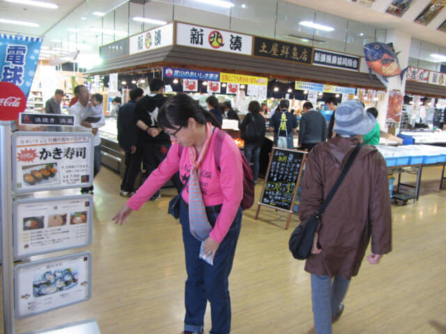 富山縣．富山灣新湊きっときと市場 (新湊漁夫市場)