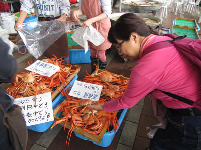 富山縣．富山灣新湊きっときと市場 (新湊漁夫市場)