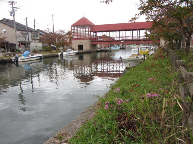 新湊內川運河．放生津橋