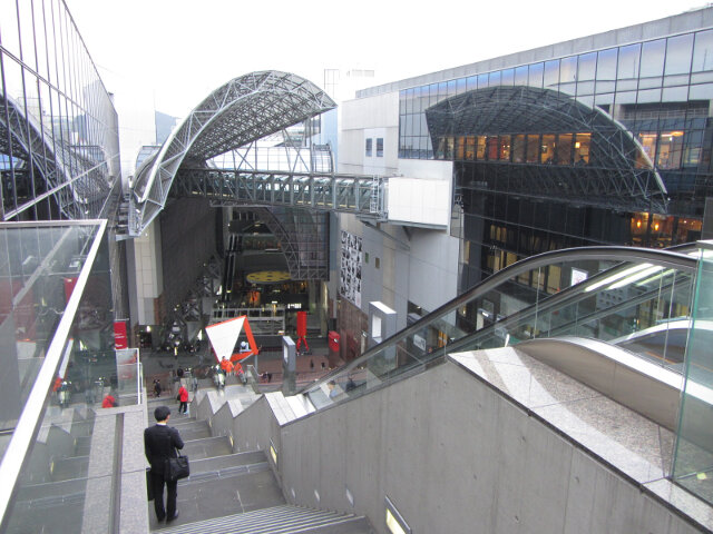 京都駅大樓 劃時代設計的龐大建築物