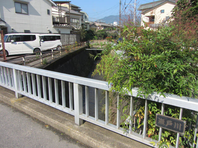 京都嵯峨嵐山駅步行往竹林之道 瀨戶川