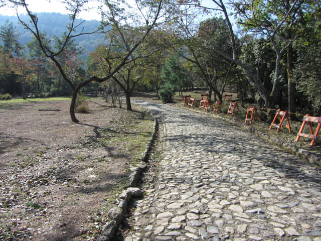 京都嵐山．龜山公園展望台 登山路