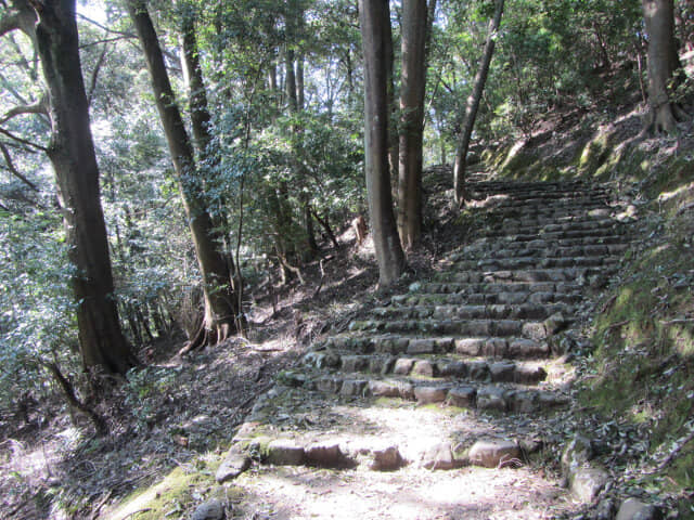 京都嵐山．龜山公園往保津川畔山路