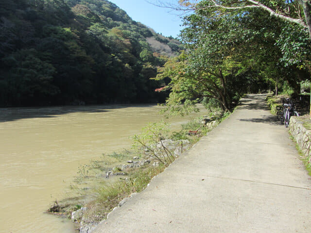 京都嵐山 保津川 (桂川)