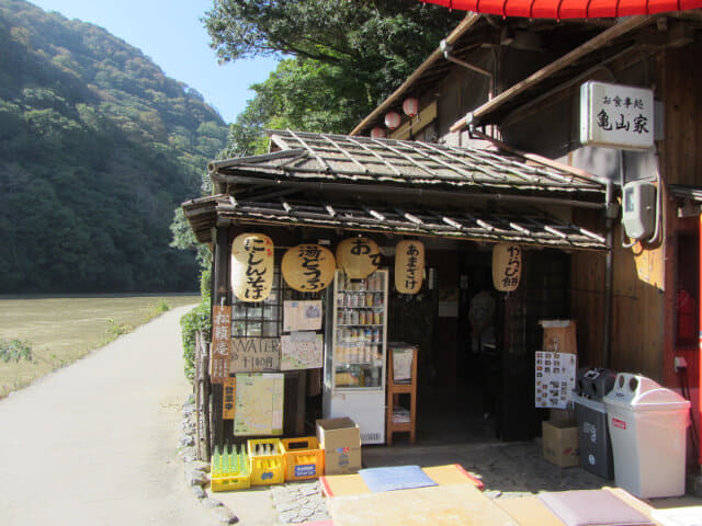 京都嵐山．保津川