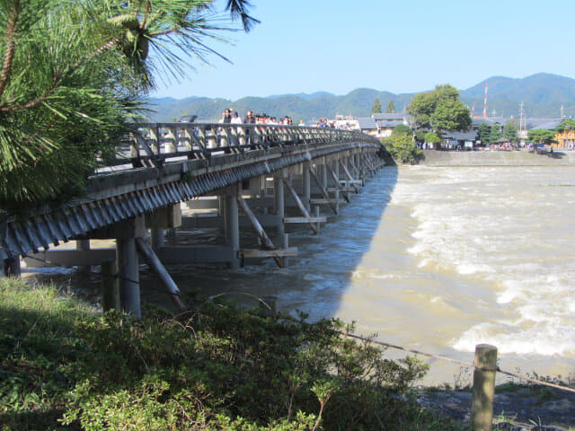 京都嵐山．渡月橋