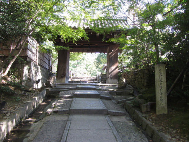 京都東山區 高台寺山門