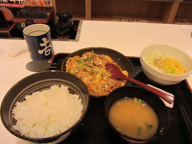 京都五條烏丸 吉野家 牛肉定食