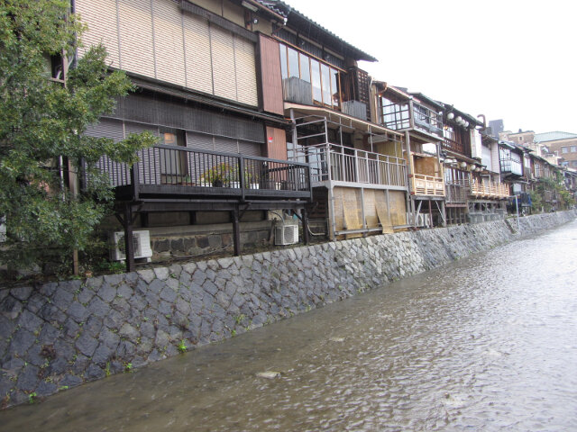 京都鴨川 先斗町