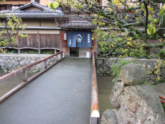 京都祇園．白川南通花街 白梅 料理旅館