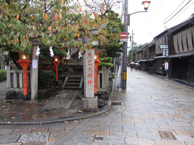 京都．祇園新橋通