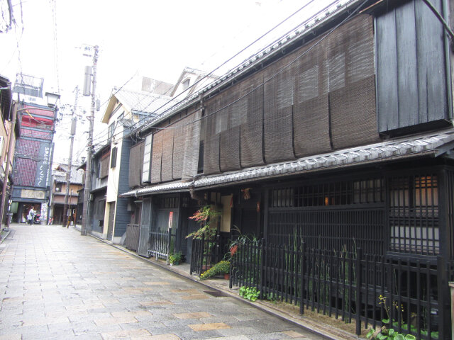 京都祇園 新橋通茶屋